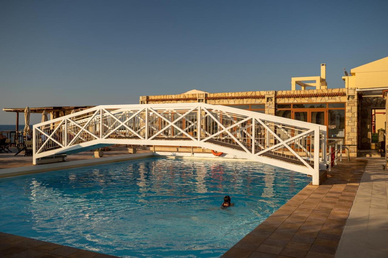 Ekavi Hotel Sfakaki Bagian luar foto